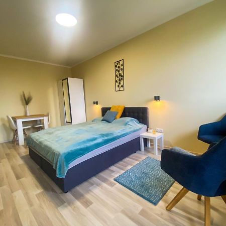 Fresh Smartly Designed Studio Flat & Sunny Balcony Budapest Exterior photo