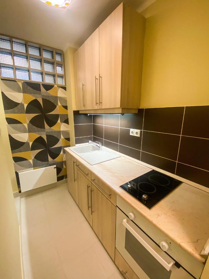 Fresh Smartly Designed Studio Flat & Sunny Balcony Budapest Exterior photo